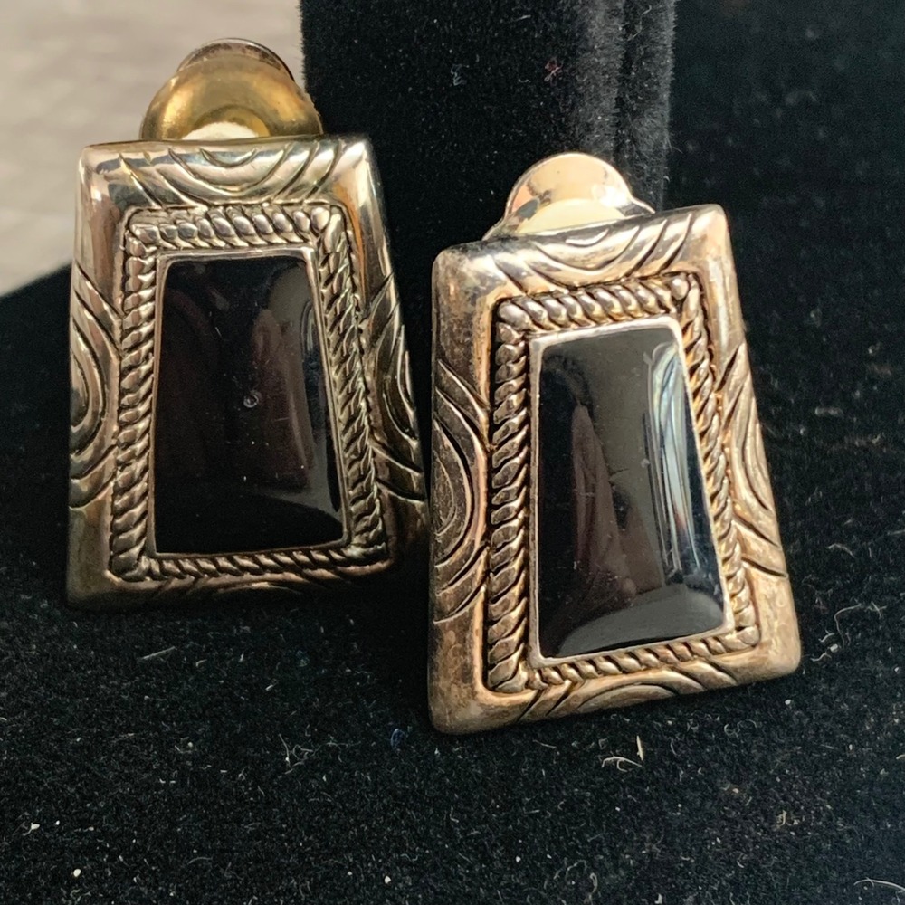 Premier Designs Vintage Clip On Earrings Silver Tone Black Rectangle Scroll Rope